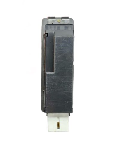 Mazda 626 88-92 Ön Sol Cam Açma Düğmesi (Orjinal tip)