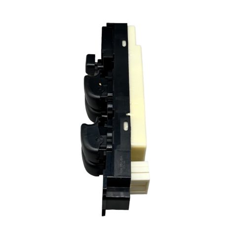 Mitsubishi L 200 00-05 Ön Sol Cam Açma Düğmesi