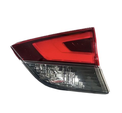 Nissan X-Trail 16-19 İç Sağ Stop Lambası
