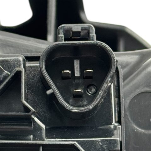 Isuzu D-Max 20-24 Sol Far (Merceksiz)